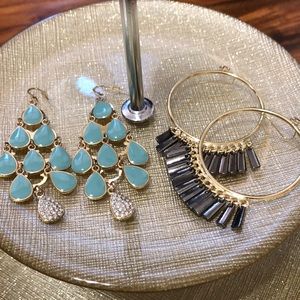 2 pair of earrings hoop and chandelier style
